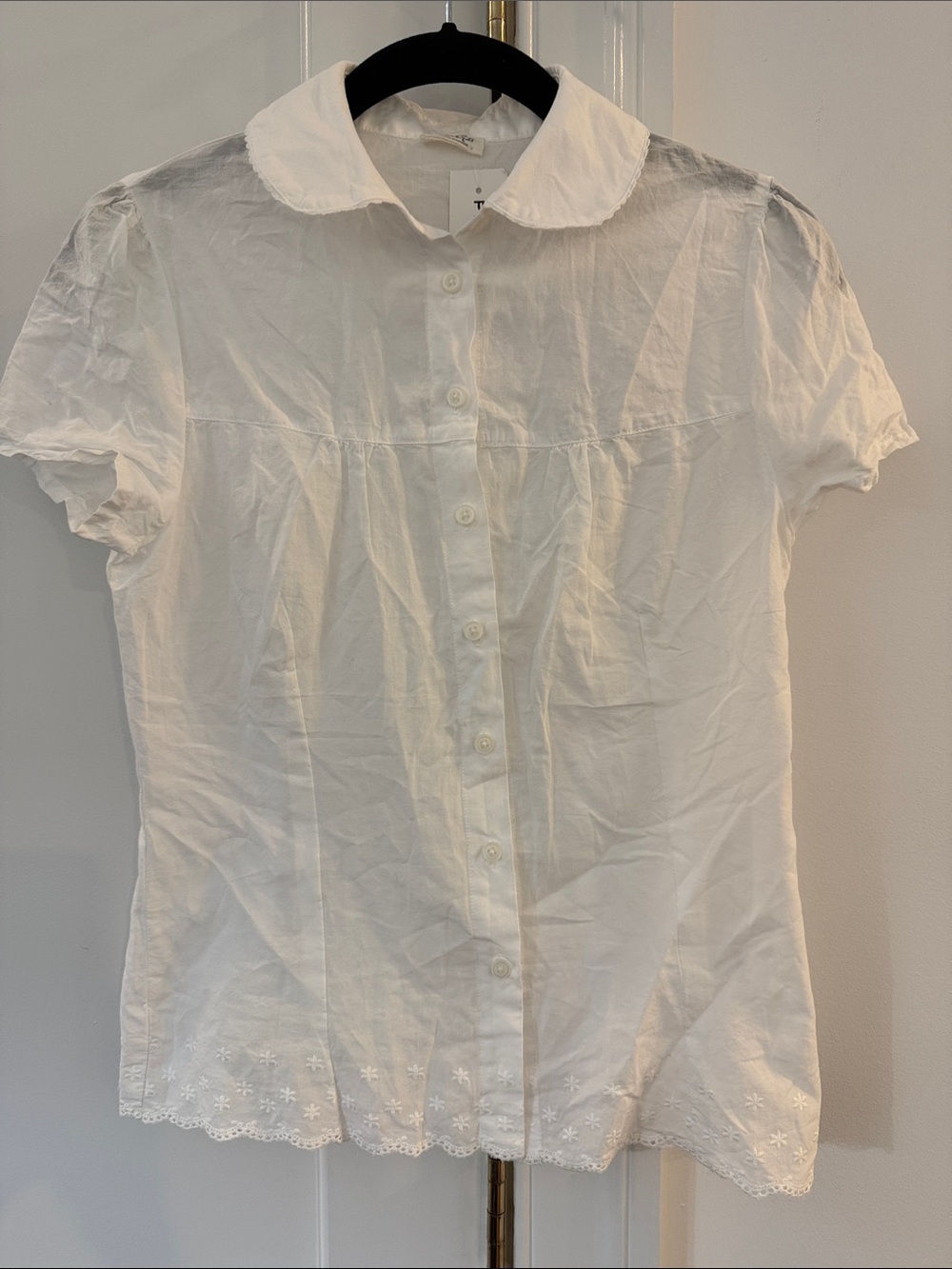 NWT White Button-Front Blouse with Peter Pan Collar